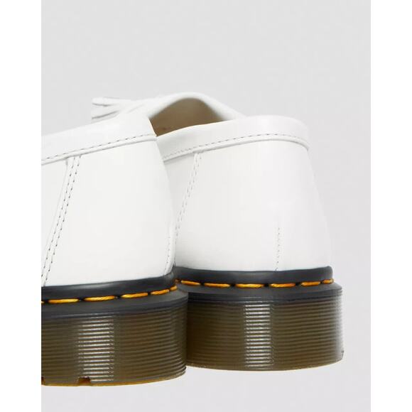 😎🩺 DR MARTENS - ADRIAN WHITE TASSLE LOAFERS YELLOW STITCH - NWT - SZ 7 - Picture 5 of 7